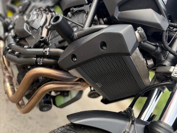 2017 Yamaha MT-07 (FZ-07), серый, 720000 рублей - вид 2