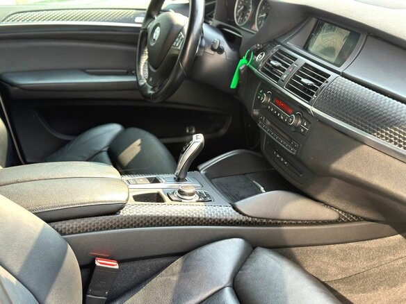 2013 BMW X6 35i I (E71) Рестайлинг, белый - вид 31