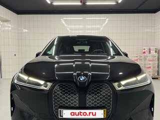 2022 BMW iX xDrive50 I (I20), чёрный, 9100000 рублей, вид 2