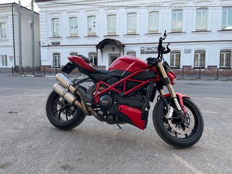 2014 Ducati Streetfighter, красный, 550000 рублей, вид 4