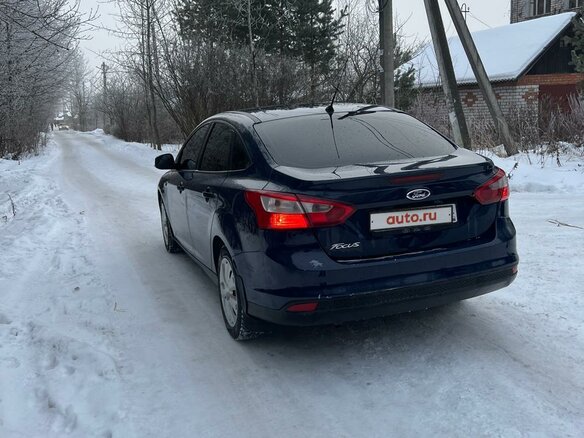 2014 Ford Focus III, синий, 800000 рублей - вид 8