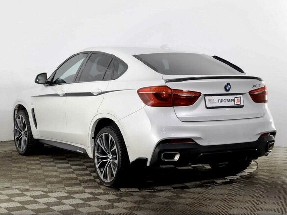 2017 BMW X6 30d II (F16), белый, 4390900 рублей - вид 4