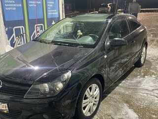 2011 Opel Astra GTC H Рестайлинг, чёрный, 455000 рублей, вид 4