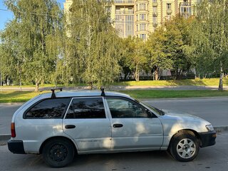 1998 Toyota Corolla VIII (E110), серебристый, 420000 рублей, вид 2