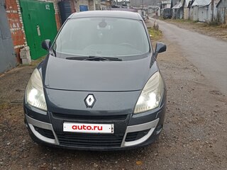 2009 Renault Scenic III, серый, 600000 рублей, вид 2