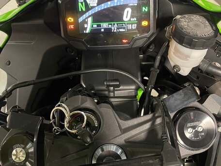 2024 Kawasaki ZX-6 Ninja, зелёный, 1550000 рублей, вид 3