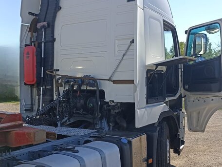 2012 Volvo FH, белый, 4500000 рублей, вид 4