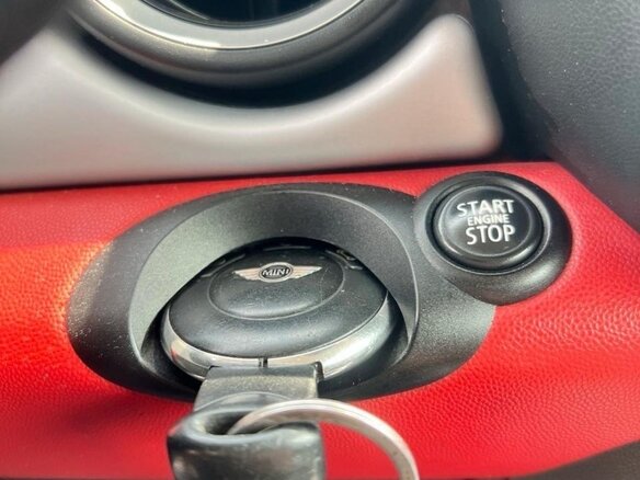2013 Mini Hatch Cooper II (R56) Рестайлинг, красный, 1130000 рублей - вид 15