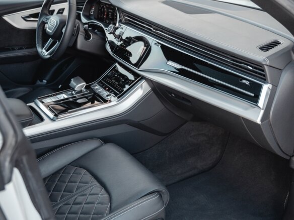 2020 Audi Q8 55 TFSI I (4M), белый - вид 21