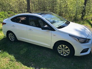 2017 Hyundai Solaris II, белый, 1350000 рублей, вид 3