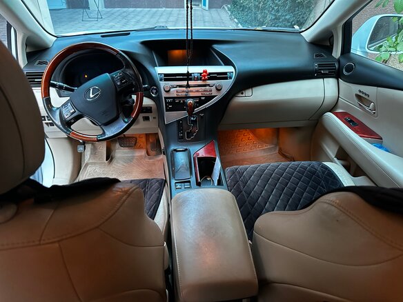 2010 Lexus RX 450h III, белый, 2000000 рублей - вид 2