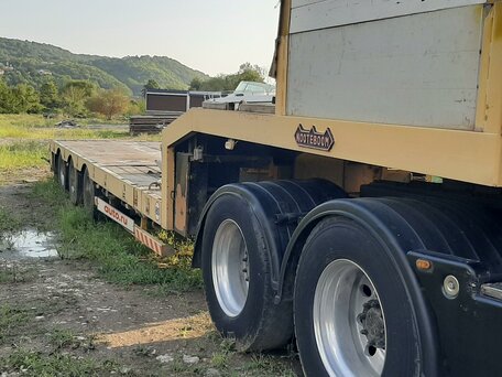 2002 Kenworth T600, чёрный, 5900000 рублей, вид 5