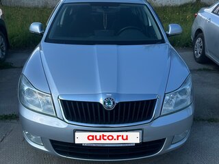 2013 Skoda Octavia II (A5) Рестайлинг, серебристый, 860000 рублей, вид 2