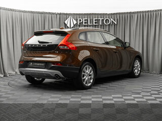 2017 Volvo V40 Cross Country I Рестайлинг, коричневый, 1755000 рублей, вид 5