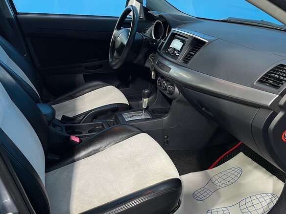 2008 Mitsubishi Lancer X, серебристый, 735000 рублей - вид 5