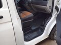 2011 Volkswagen Transporter 4MOTION T5 Рестайлинг, белый, 1650000 рублей - вид 8
