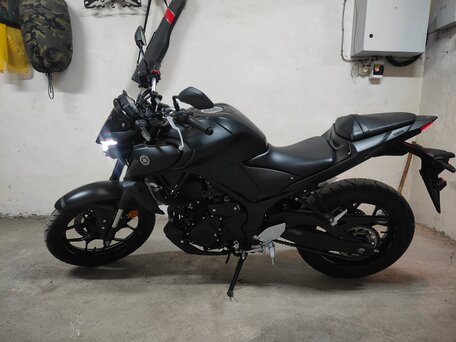 2024 Yamaha MT-03, чёрный, 530000 рублей, вид 5