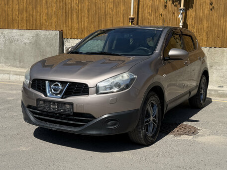2011 Nissan Qashqai I Рестайлинг, коричневый, 1000000 рублей, вид 3