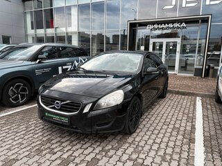 Volvo S60 II