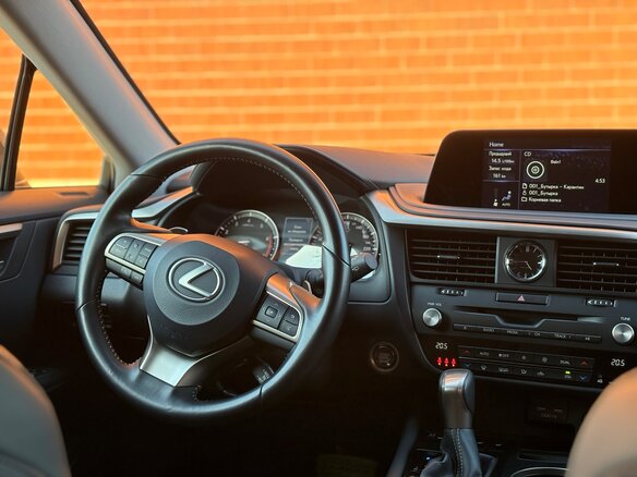 2022 Lexus RX 300 IV Рестайлинг, серебристый, 6490000 рублей - вид 14
