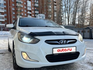 2011 Hyundai Solaris I, белый, 600000 рублей, вид 1