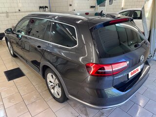 2018 Volkswagen Passat Alltrack DSG7 B8, серый, 2600000 рублей, вид 3