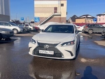 2018 Lexus ES 250 VII, белый, 3750000 рублей