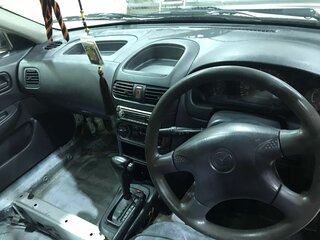 2001 Mazda Familia Y11, белый, 250000 рублей, вид 5