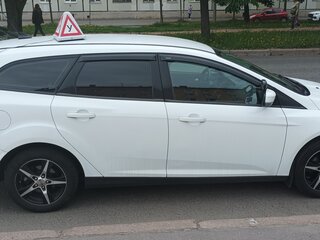 2018 Ford Focus III Рестайлинг, белый, 860000 рублей, вид 2