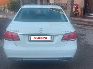 2014 Mercedes-Benz E-Класс 250 CDI IV (W212, S212, C207) Рестайлинг, белый, 2290000 рублей, вид 4