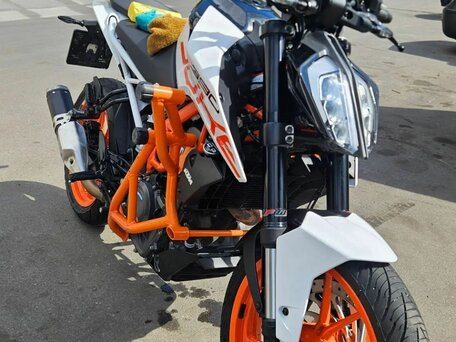 2020 KTM 390 Duke, оранжевый, 390000 рублей, вид 5