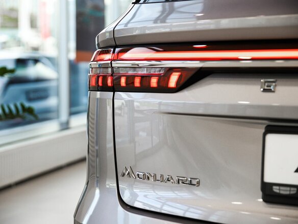 2026 Geely Monjaro I, серебристый - вид 9