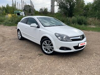 2010 Opel Astra GTC H Рестайлинг, белый, 700000 рублей, вид 1