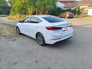 2018 Hyundai Elantra VI (AD), белый, 1700000 рублей, вид 2