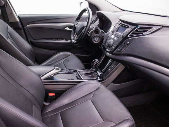 2015 Hyundai i40 I Рестайлинг, белый - вид 8