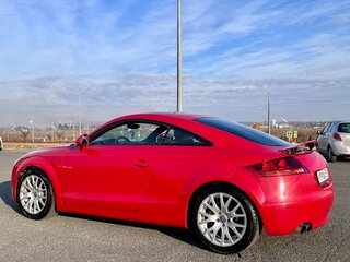 2006 Audi TT II (8J), красный, 1450000 рублей, вид 1