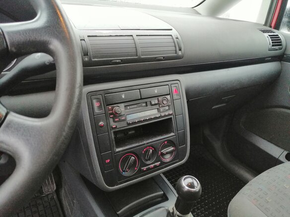 2000 Volkswagen Sharan I Рестайлинг, красный, 495000 рублей - вид 9