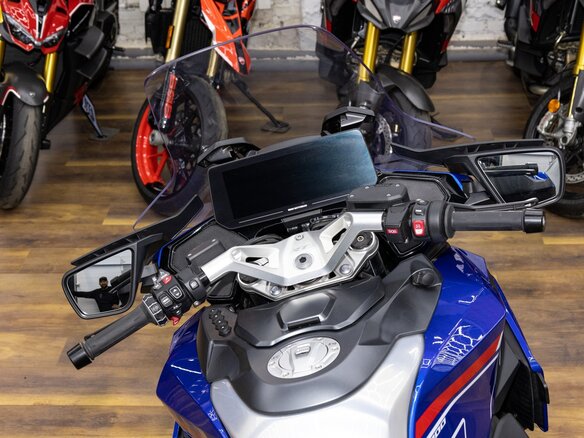2026 BMW R 1300 RT, чёрный, 3490000 рублей - вид 24