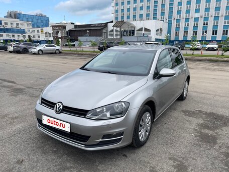 2013 Volkswagen Golf VII, серебристый, 850000 рублей, вид 3