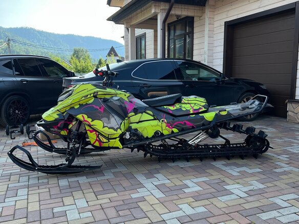 2021 BRP Ski-Doo Summit 850, чёрный, 1250000 рублей - вид 3