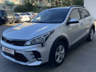 2021 Kia Rio X IV Рестайлинг, серебристый, 1810000 рублей, вид 2