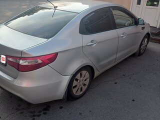2012 Kia Rio 4-speed III, серебристый, 520000 рублей, вид 3