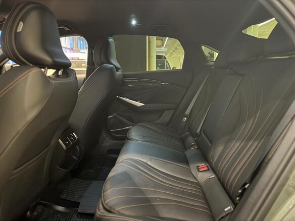 2026 Geely Preface I, зелёный - вид 5