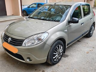 2011 Renault Sandero I, бежевый, 640000 рублей, вид 2