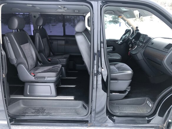 2012 Volkswagen Multivan T5 Рестайлинг, чёрный, 3650000 рублей - вид 31