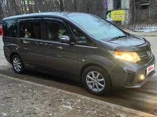2015 Honda Stepwgn V, серый, 1670000 рублей, вид 3