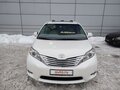 2010 Toyota Sienna III, белый, 1500000 рублей - вид 1