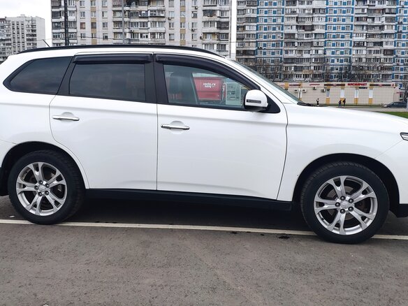 2012 Mitsubishi Outlander III, белый, 1499000 рублей - вид 28