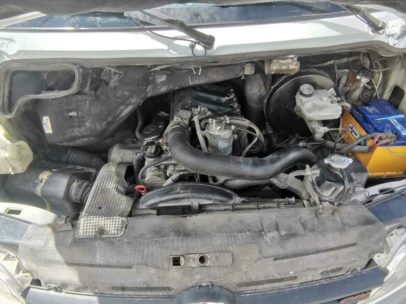 2002 Mercedes-Benz Sprinter, белый, 1550000 рублей