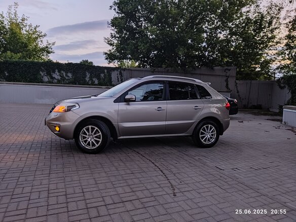 2012 Renault Koleos I Рестайлинг, бежевый, 1400000 рублей - вид 14